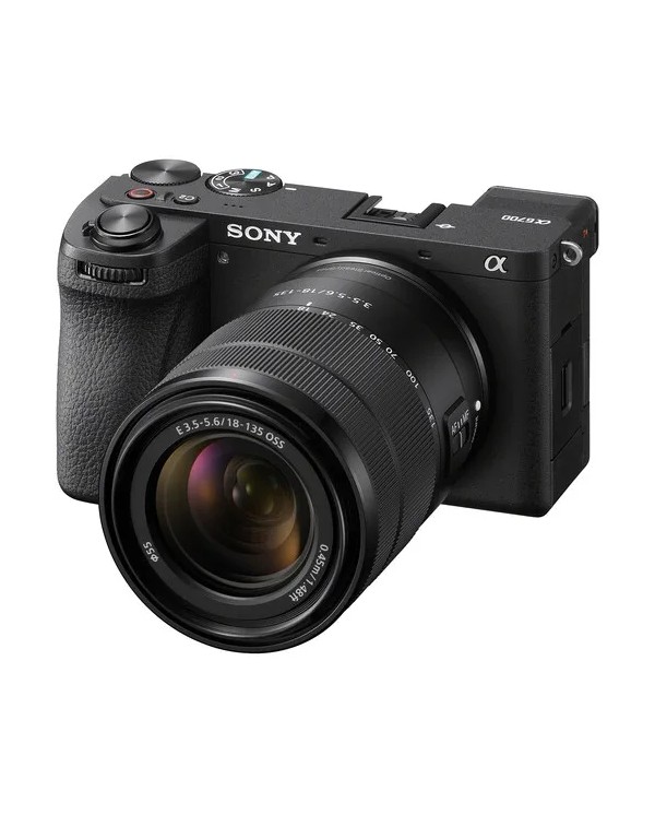 SONY A6700 + E 18-135mm f/3.5-5.6 OSS KIT