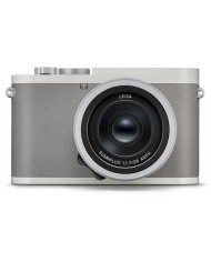 LEICA Q2 by HODINKEE